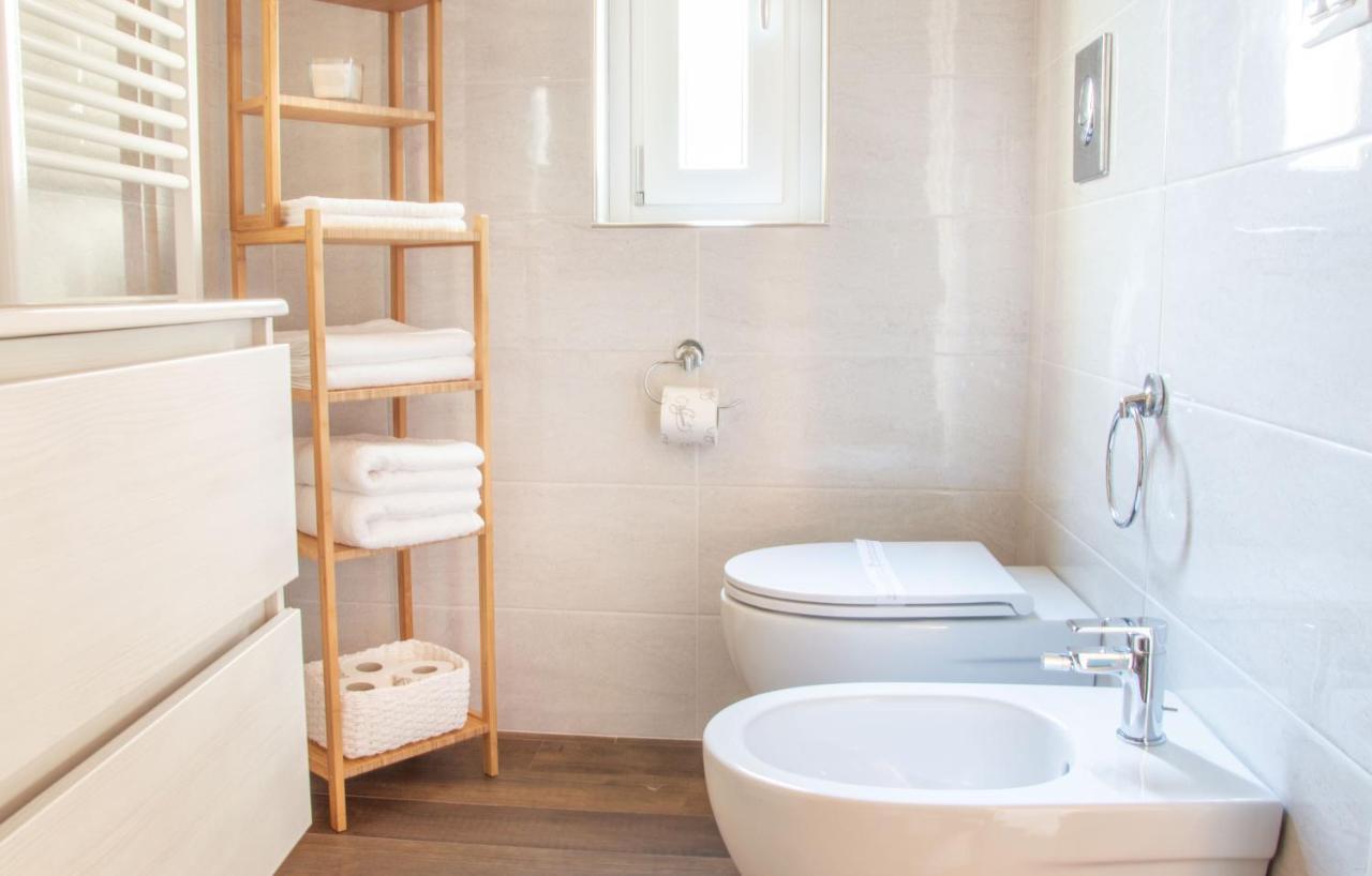 Dependance 6 Apartment Салерно Екстериор снимка